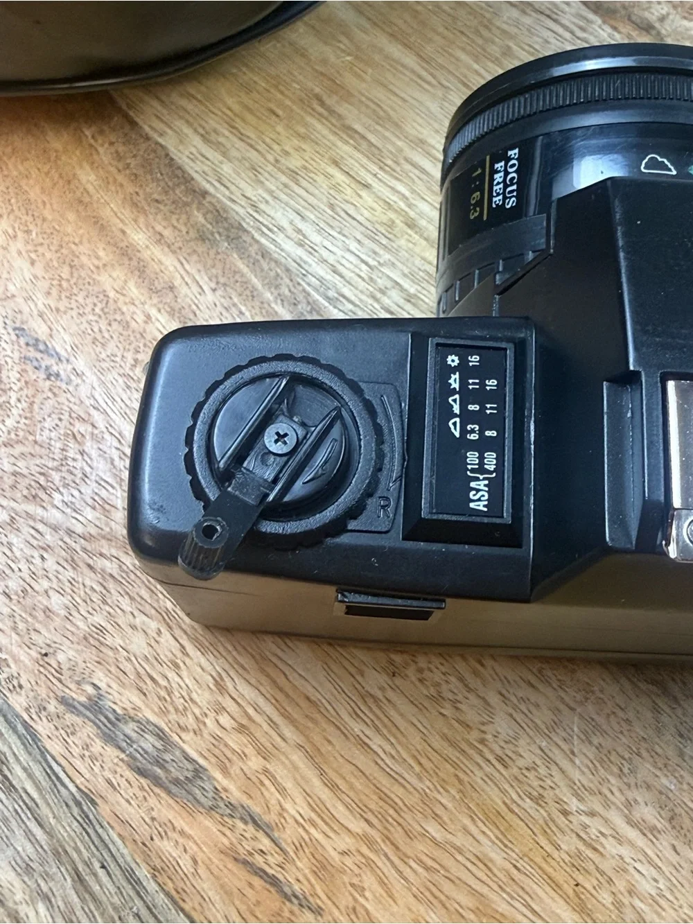Vintage Tashika 2000N Film Camera w Original Case Japan Lens